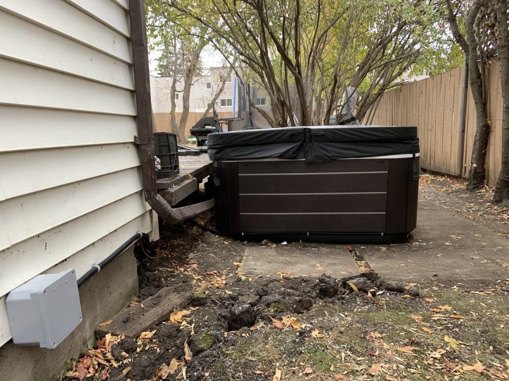 residential-hot-tub-installation-in-edmonton-big-1