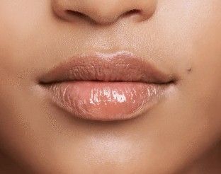 lip-neutralization-for-balanced-lip-tone-big-0