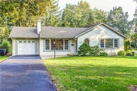 expert-renovation-services-maple-leaf-big-0