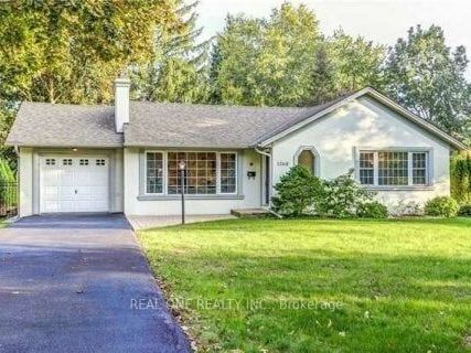 expert-renovation-services-maple-leaf