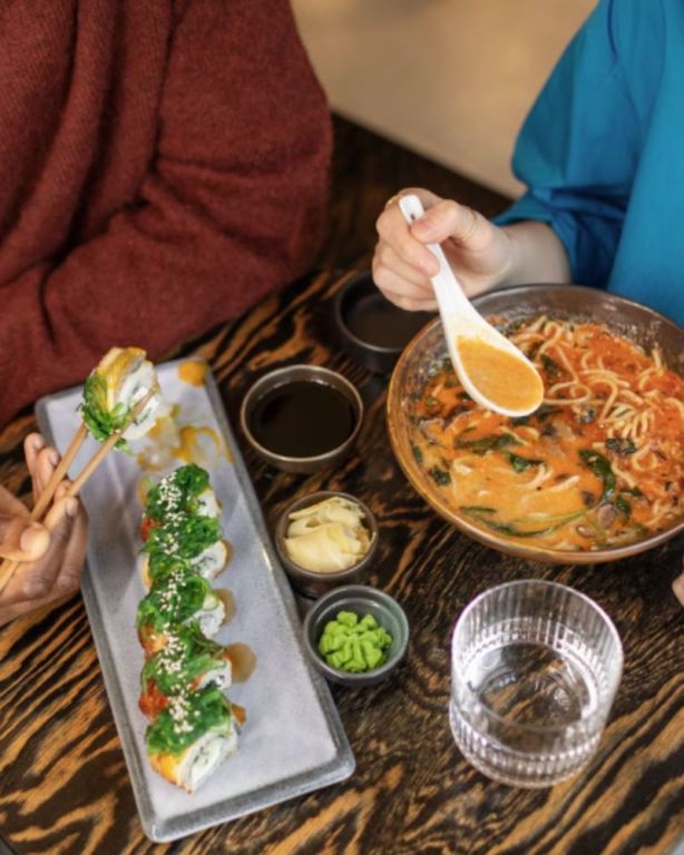 pho-restaurants-near-waterloo-big-0