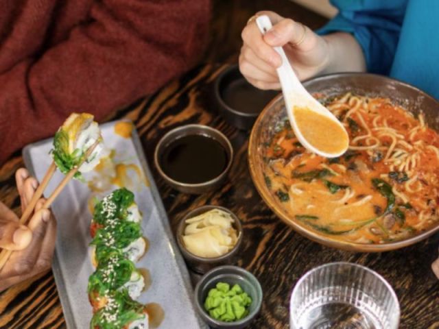 pho-restaurants-near-waterloo