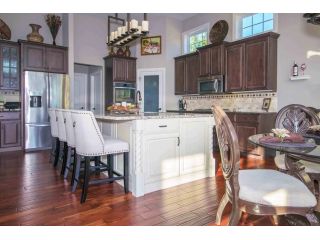 harb-kitchen-bath-small-1