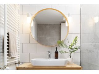 shop-for-quality-but-affordable-bathroom-mirrors-small-0