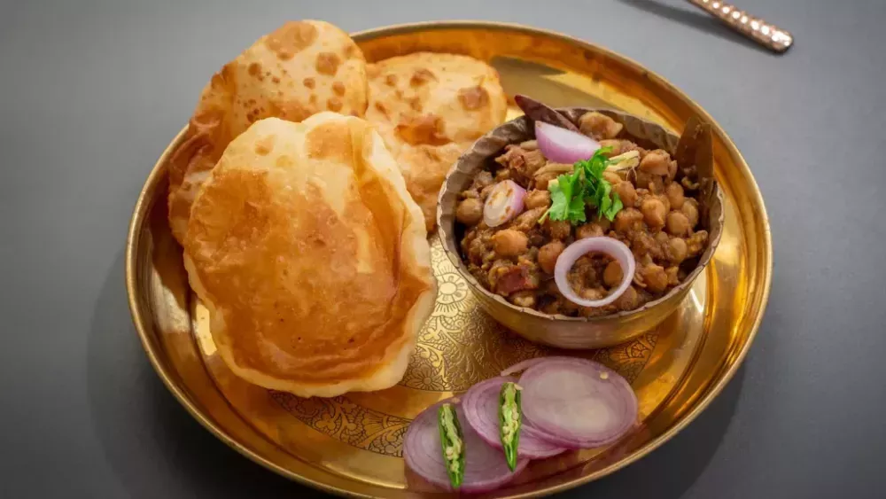 authentic-chole-bhature-food-in-scarborough-eato-ca-big-0