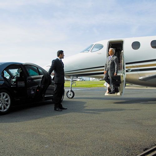 airport-transfer-limousine-in-georgetown-on-big-0