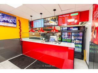 top-commercial-construction-company-in-ontario-aozat-small-0