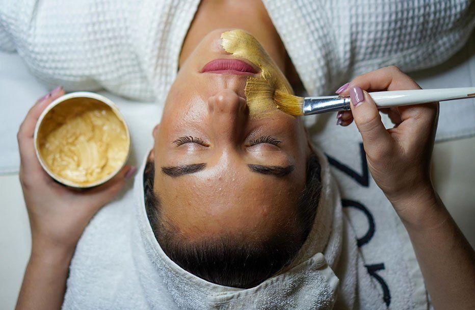 hydrafacial-treatment-glow-hydrate-at-damas-skincare-big-0