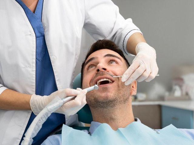 best-family-dentist-in-dundas-trusts