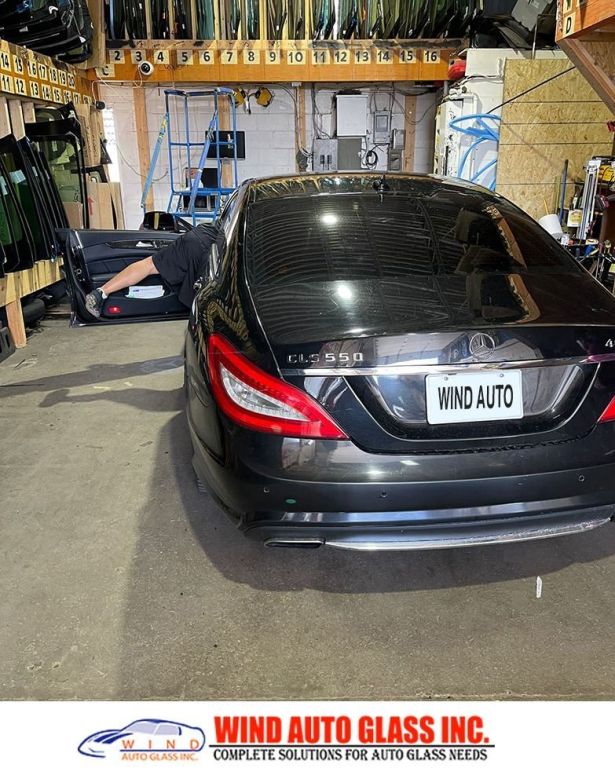 windshield-replacement-auto-glass-repair-in-toronto-gta-big-2