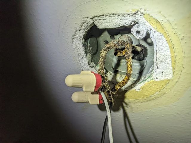 replace-cloth-wiring-in-toronto