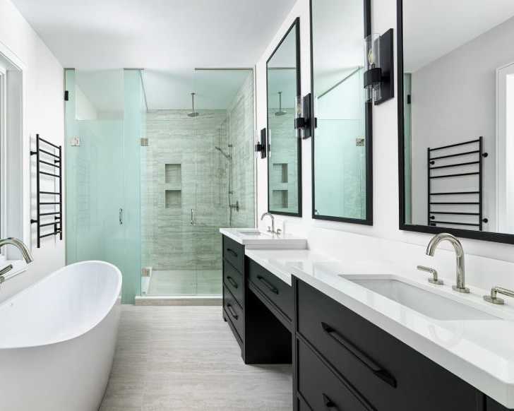 cabinet-storage-with-doors-for-clean-organised-bathroom-spaces