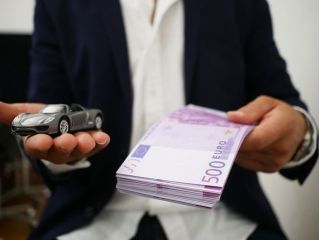 find-the-best-car-loan-interest-rates-in-canada-small-0
