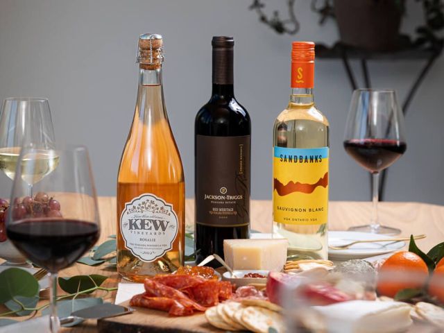corporate-wine-gifts-canada-perfect-business-gifting-ideas