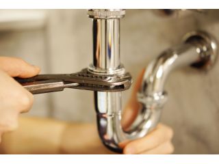 quick-help-for-urgent-plumbing-needs-small-0