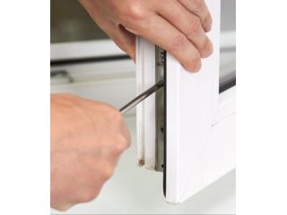 expert-window-repair-calgary-services-you-can-trust-small-0