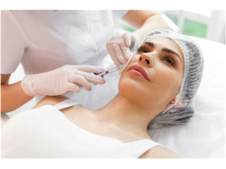 how-microneedling-treatment-laval-improves-skin-texture-small-0
