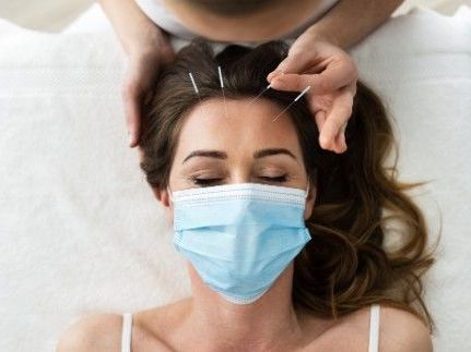 holistic-healing-through-acupuncture-care