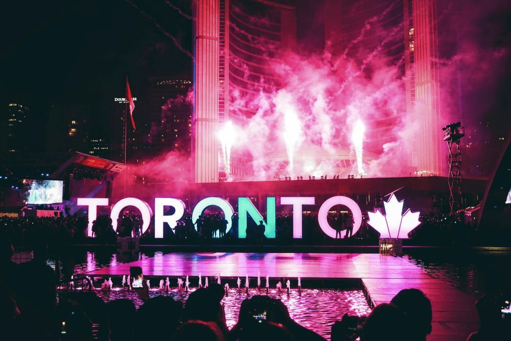stage-rental-toronto-for-events-weddings-corporate-shows-big-0