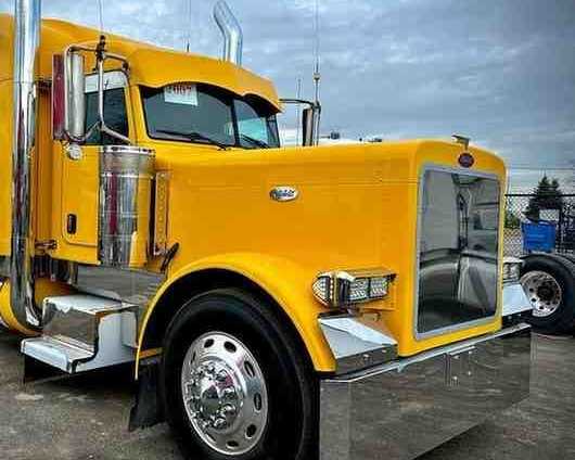 peterbilt-in-mississauga-ontario