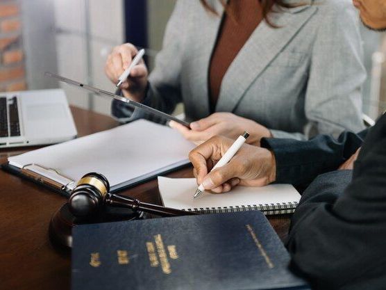 immigration-lawyer-in-calgary-for-deportation-appeal-cases