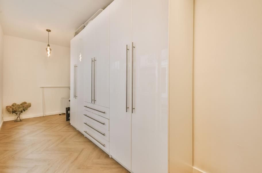 wardrobe-closets-with-drawers-for-smart-stylish-storage-big-0