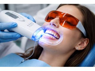 teeth-whitening-in-abbotsford-professional-smile-brightening-small-0
