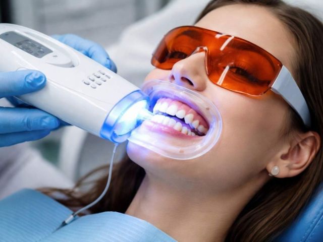 teeth-whitening-in-abbotsford-professional-smile-brightening