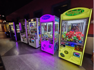 looking-for-the-best-arcade-in-oakville-ontario-visit-us-today-small-0
