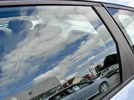 side-window-replacement-in-surrey
