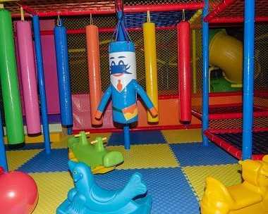 exciting-kids-indoor-play-zone-in-milton