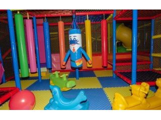 exciting-kids-indoor-play-zone-in-milton-small-0