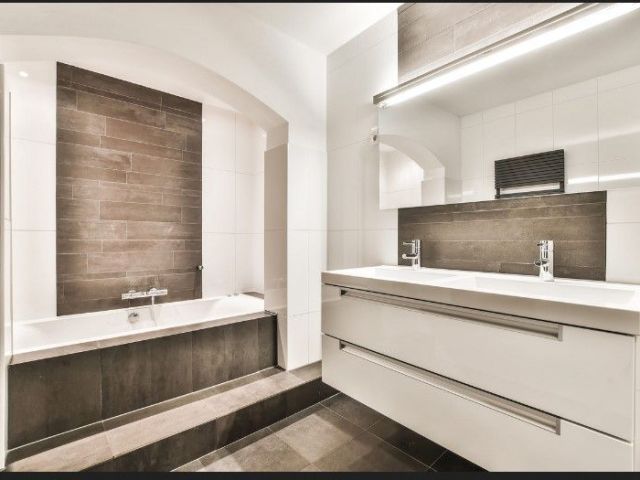 walk-in-closet-shelving-custom-organized-storage-design-experts