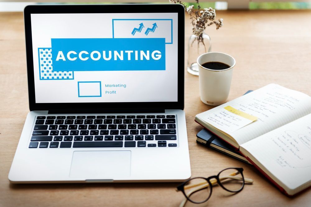 need-a-virtual-bookkeeper-thats-efficient-and-friendly-big-0