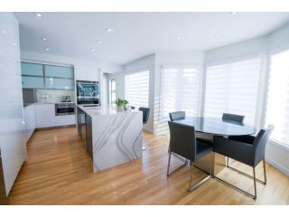 home-remodeling-contractors-for-quality-renovation-projects-small-0