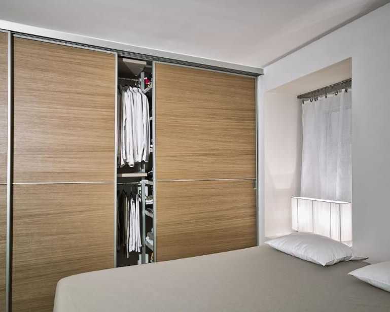 stylish-toronto-closet-doors-premium-designs-flavia-sliding-doors