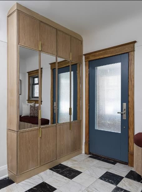 wardrobe-closets-with-drawers-custom-organized-storage-systems-big-0