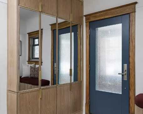 wardrobe-closets-with-drawers-custom-organized-storage-systems