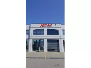 custom-led-channel-letter-signs-for-vancouver-storefronts-small-0