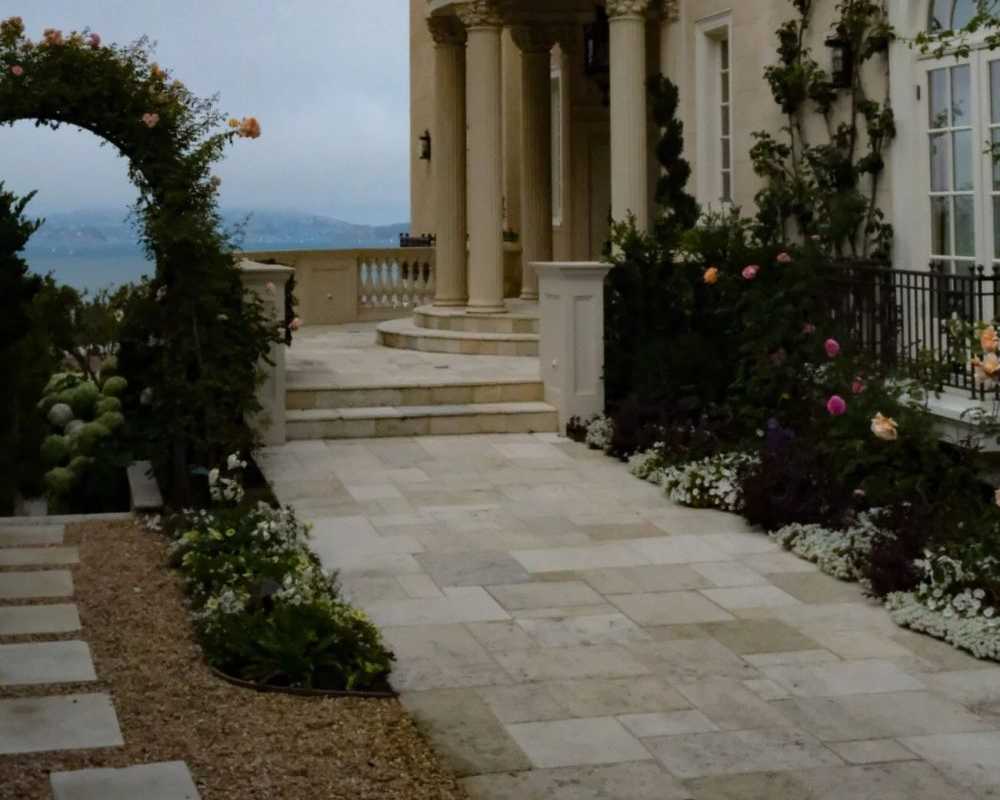flagstone-toronto-custom-flagstone-pavers-toronto-installation