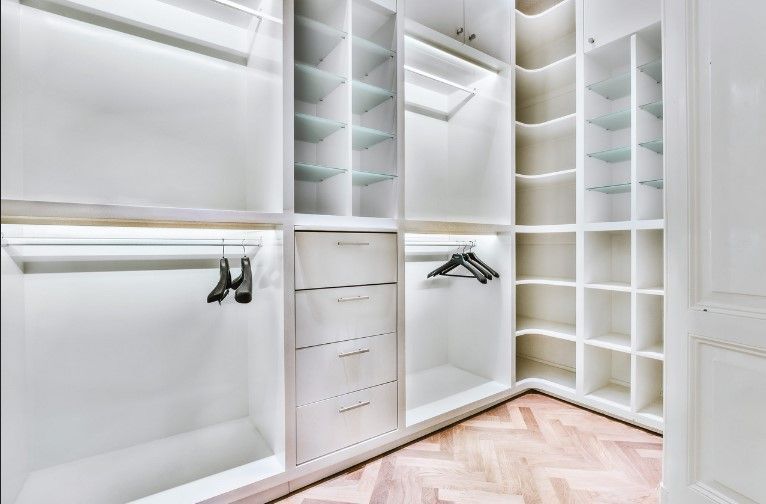 closets-wardrobe-modern-storage-design-installation-service-big-0