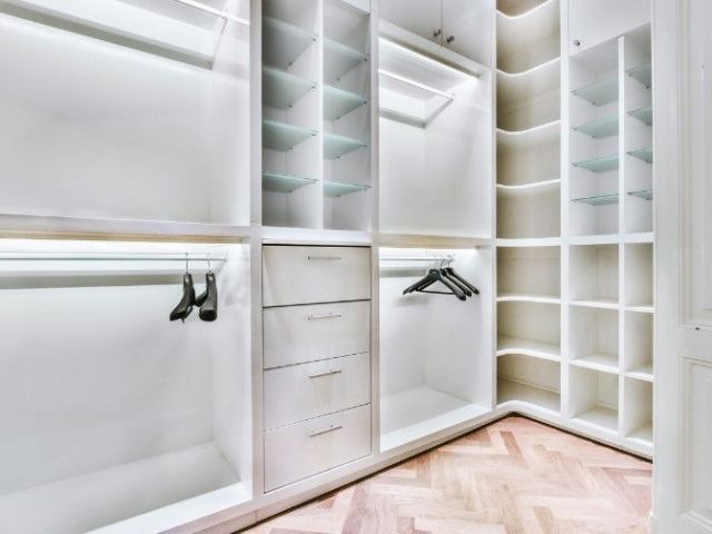 closets-wardrobe-modern-storage-design-installation-service