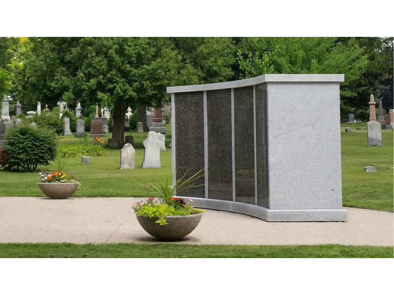 why-choosing-the-right-funeral-home-matters-small-0