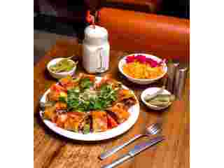 why-more-people-choose-tiffin-service-toronto-small-0