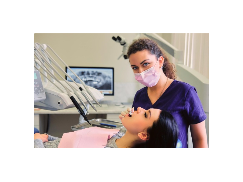 professional-dental-software-management-by-wizehealth-small-0