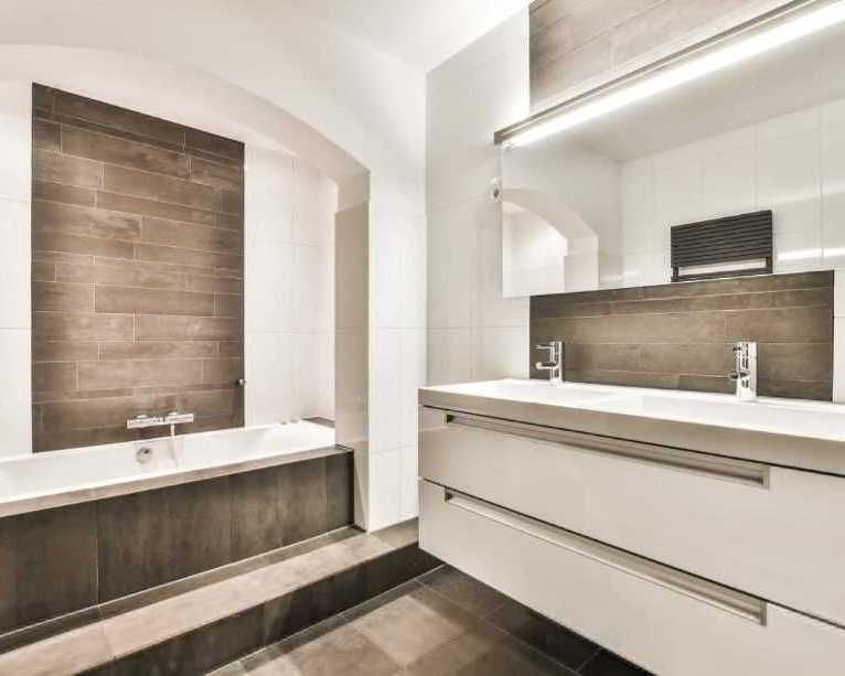 wardrobe-closets-with-drawers-custom-organized-storage-system