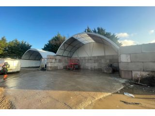 the-benefits-of-an-aggregate-storage-canopy-for-quarry-and-construction-sites-small-3