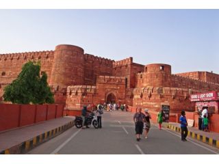 explore-india-tour-packages-small-1
