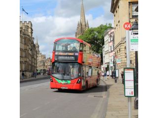 explore-oxford-city-with-the-hop-on-hop-off-bus-small-0