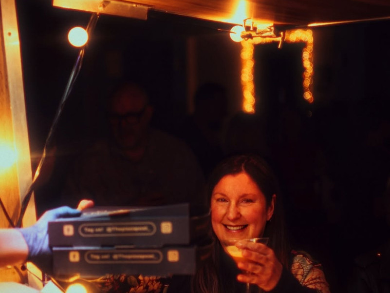 mobile-food-van-catering-the-pizza-burger-post-big-2